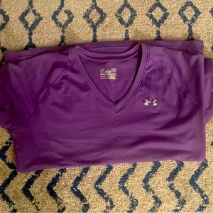 Under Armour heatgear women’s V neck